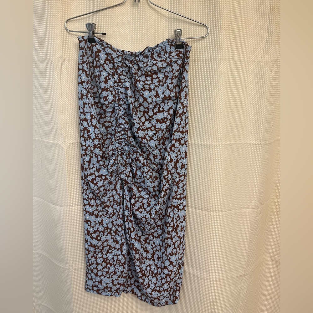 Zara floral maxi skirt - size Small